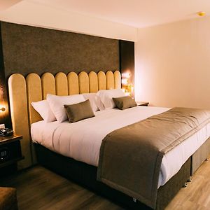 Habitación Estándar con Cama Queen